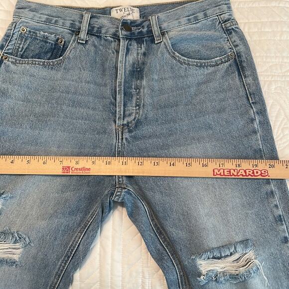 TWELVE by ontwelfth cotton high-waist BF blue jeans distressed button fly sz 28 - Picture 12 of 15